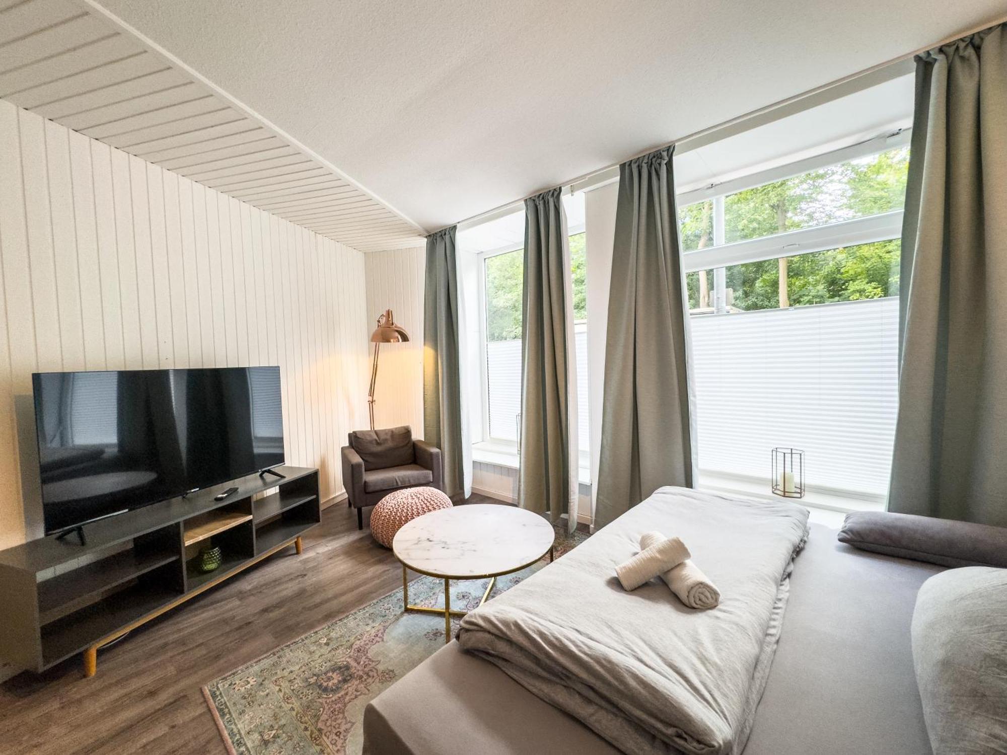 Schoene Wohnung Fuer 4 Gaeste An Der Eilenriede Mit Kostenlosen Parkplaetzen ฮันโนเวอร์ ภายนอก รูปภาพ